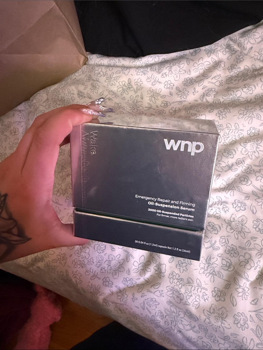 Emergency Repair and Firming Oil-Suspension Serum — Black
